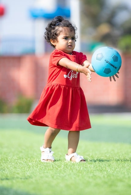 中承担了更 中承担了更